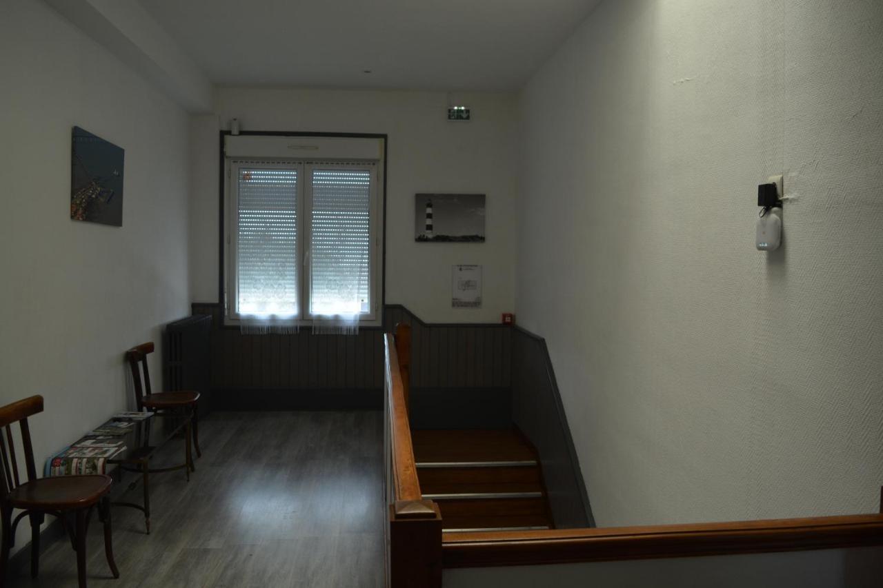 Logis Hotel Le Terminus Bourcefranc Εξωτερικό φωτογραφία