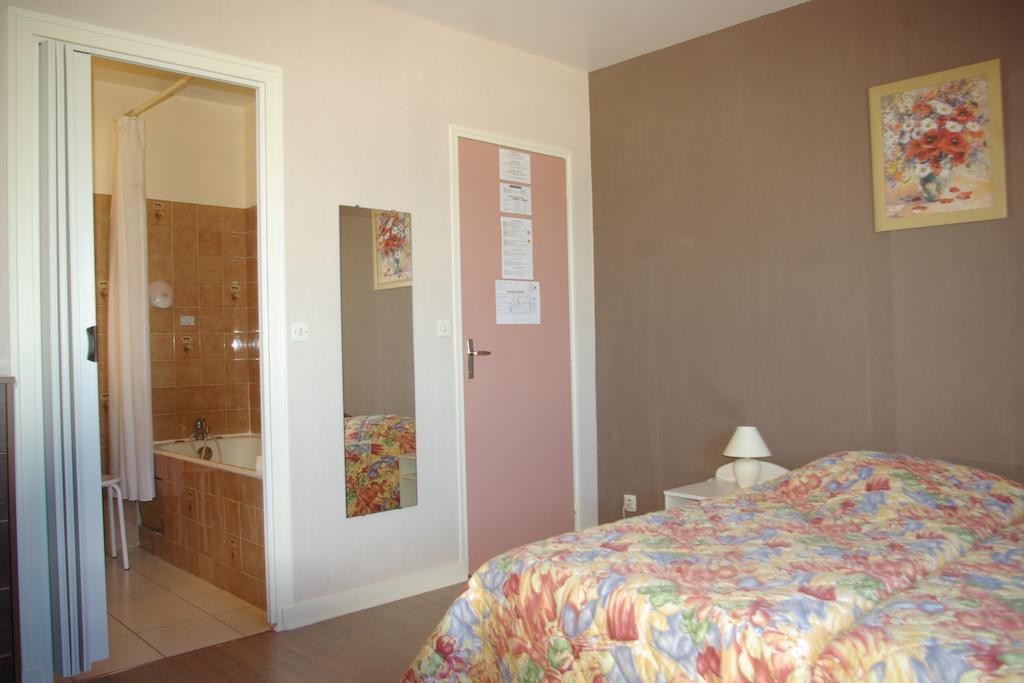 Logis Hotel Le Terminus Bourcefranc Εξωτερικό φωτογραφία