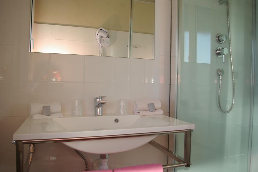 Logis Hotel Le Terminus Bourcefranc Εξωτερικό φωτογραφία